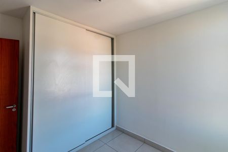 Quarto de apartamento à venda com 2 quartos, 58m² em Goiânia, Belo Horizonte