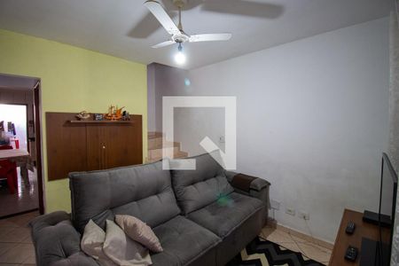 Sala de casa para alugar com 2 quartos, 50m² em Vila Regina, São Paulo