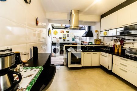 Cozinha de casa à venda com 2 quartos, 100m² em Jardim Alvorada (zona Oeste), São Paulo