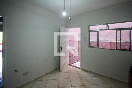 Sala de casa para alugar com 3 quartos, 125m² em Parque São Rafael, São Paulo