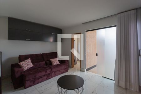 Sala 2 de apartamento à venda com 3 quartos, 150m² em Grajaú, Belo Horizonte