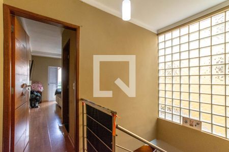 Corredor de casa à venda com 3 quartos, 250m² em Jardim Santa Clara, Guarulhos