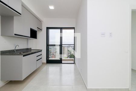 Cozinha de apartamento à venda com 2 quartos, 38m² em Veleiros, São Paulo