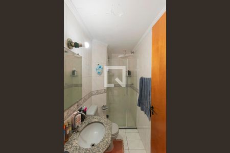 Banheiro de apartamento à venda com 1 quarto, 46m² em Centro, Campinas