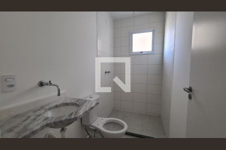 Banheiro de apartamento para alugar com 2 quartos, 54m² em Jardim Carolina, Jundiaí