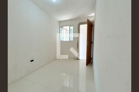 Quarto 1 de casa para alugar com 3 quartos, 60m² em Vila Palmeiras, São Paulo