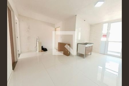 Sala de casa para alugar com 3 quartos, 60m² em Vila Palmeiras, São Paulo