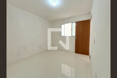 Quarto 2 de casa para alugar com 3 quartos, 60m² em Vila Palmeiras, São Paulo