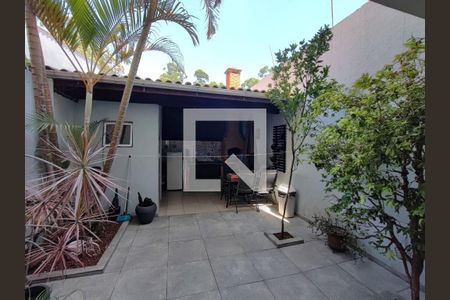 Casa à venda com 3 quartos, 250m² em Jardim Las Vegas, Santo André