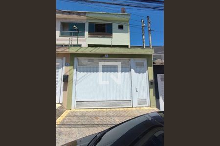 Casa à venda com 3 quartos, 250m² em Jardim Las Vegas, Santo André