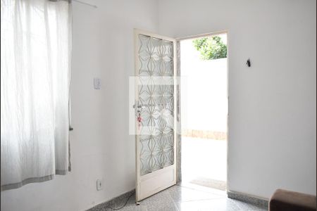 Sala de casa para alugar com 1 quarto, 90m² em Campo Grande, Rio de Janeiro