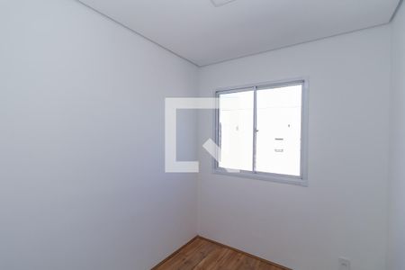 Quarto 2 de apartamento para alugar com 2 quartos, 32m² em Vila Ema, São Paulo