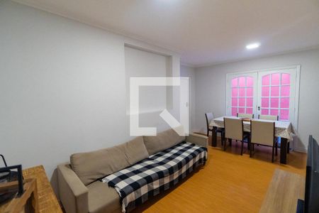 Sala de casa à venda com 3 quartos, 200m² em Vila Guarani (z Sul), São Paulo