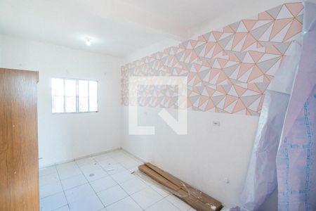 Quarto 2 de casa para alugar com 2 quartos, 55m² em Vila do Encontro, São Paulo