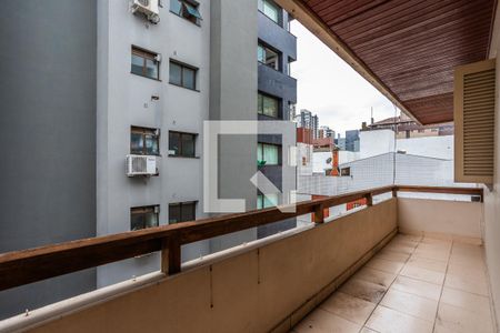 Varanda 1 de apartamento à venda com 2 quartos, 142m² em Bela Vista, Porto Alegre