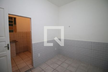 Sala/Quarto de casa para alugar com 1 quarto, 50m² em Penha Circular, Rio de Janeiro