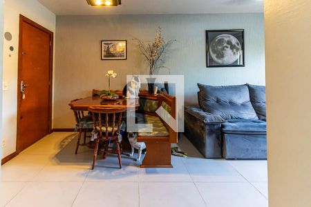 Sala de apartamento à venda com 2 quartos, 66m² em Pendotiba, Niterói