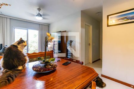 Sala de apartamento à venda com 2 quartos, 66m² em Pendotiba, Niterói