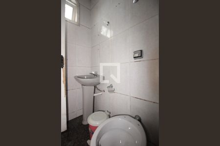 Banheiro da Suite de casa à venda com 2 quartos, 60m² em Céu Azul, Belo Horizonte