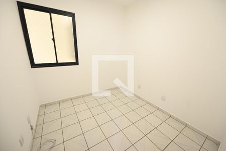 quarto 1 de apartamento para alugar com 3 quartos, 69m² em Setor dos Funcionários, Goiânia