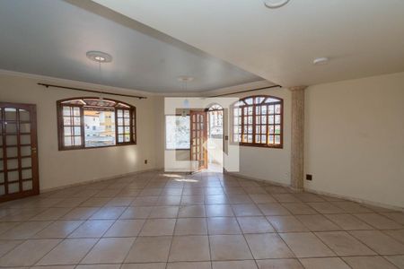 Sala de Estar de casa à venda com 5 quartos, 380m² em Novo Eldorado, Contagem