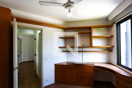 quarto 1 de apartamento para alugar com 1 quarto, 43m² em Vila Suzana, São Paulo