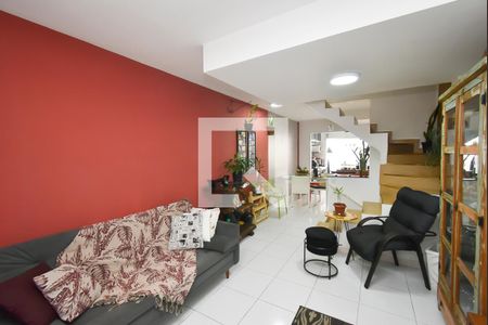 Sala de casa de condomínio para alugar com 2 quartos, 80m² em Jardim Peri, São Paulo