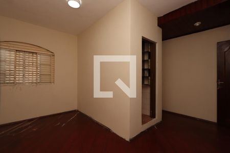 Suíte 1 de casa à venda com 2 quartos, 100m² em Vila Ema, São Paulo