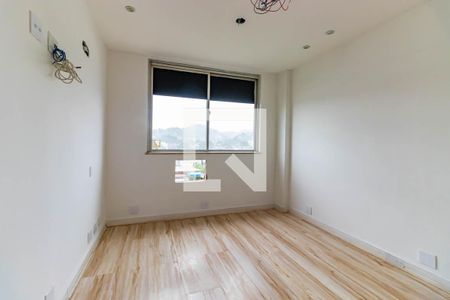 Apartamento à venda com 90m², 3 quartos e 1 vaga Apartamento à venda com 90m², 3 quartos e 1 vagaQuarto 2