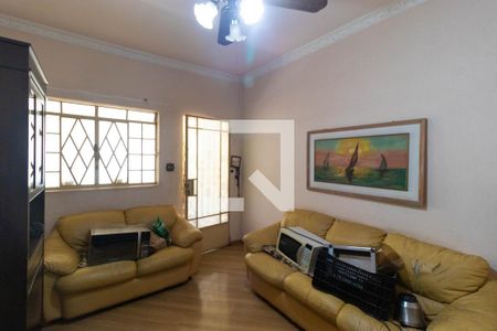 Sala de casa à venda com 4 quartos, 340m² em Cambuí, Campinas