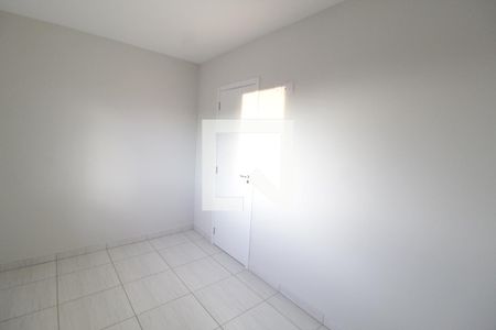 Quarto 1 de apartamento para alugar com 2 quartos, 54m² em Granada, Uberlândia