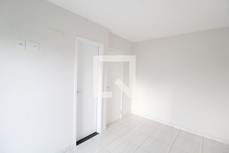 Suíte de apartamento para alugar com 2 quartos, 54m² em Granada, Uberlândia