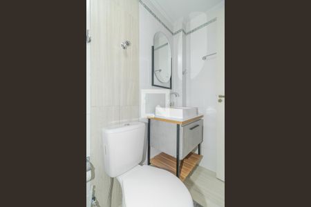 Banheiro de apartamento à venda com 1 quarto, 50m² em Centro Histórico, Porto Alegre
