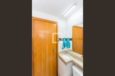 Apartamento à venda com 82m², 3 quartos e sem vaga Apartamento à venda com 82m², 3 quartos e sem vagaBanheiro Social