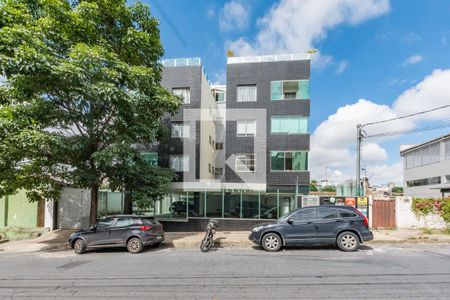 Apartamento à venda com 82m², 3 quartos e sem vaga Apartamento à venda com 82m², 3 quartos e sem vagaFachada