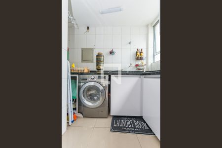 Apartamento à venda com 82m², 3 quartos e sem vaga Apartamento à venda com 82m², 3 quartos e sem vagaÁrea de Serviço