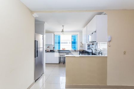 Apartamento à venda com 82m², 3 quartos e sem vaga Apartamento à venda com 82m², 3 quartos e sem vagaCozinha