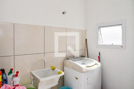 Casa à venda com 240m², 4 quartos e 2 vagas