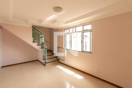Sala de apartamento à venda com 3 quartos, 203m² em Carlos Prates, Belo Horizonte