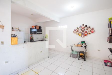 Sala (Casa 2) de casa para alugar com 2 quartos, 300m² em Padroeira, Osasco