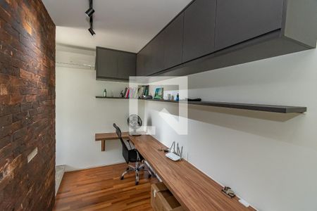 Escritório  de casa de condomínio à venda com 3 quartos, 245m² em Parque das Quaresmeiras, Campinas