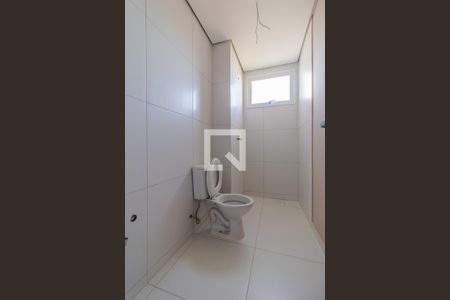 Banheiro de apartamento à venda com 1 quarto, 50m² em Bom Jesus, Porto Alegre