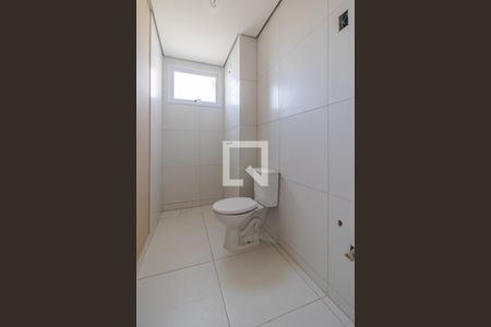 Banheiro de apartamento à venda com 1 quarto, 50m² em Bom Jesus, Porto Alegre