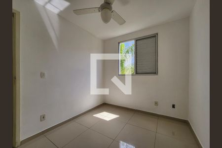 Quarto 2 de apartamento para alugar com 2 quartos, 48m² em Jardim California, Jacareí