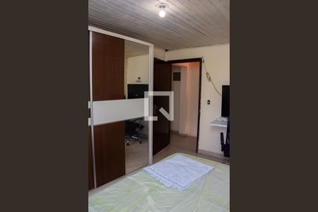 Casa à venda com 240m², 3 quartos e 3 vagas Casa à venda com 240m², 3 quartos e 3 vagasQuarto 3