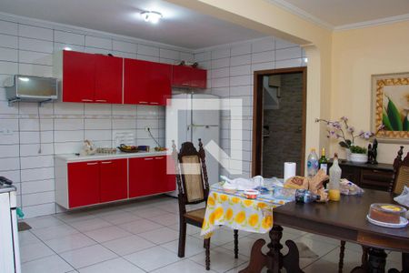 Casa à venda com 240m², 3 quartos e 3 vagas Casa à venda com 240m², 3 quartos e 3 vagasCozinha