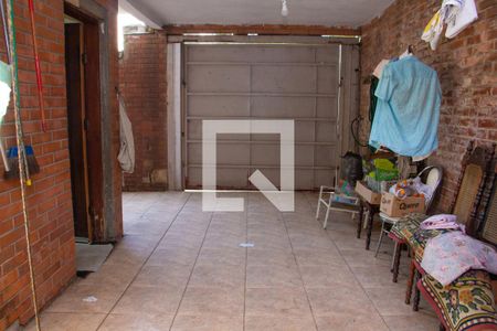 Casa à venda com 240m², 3 quartos e 3 vagas Casa à venda com 240m², 3 quartos e 3 vagasGaragem