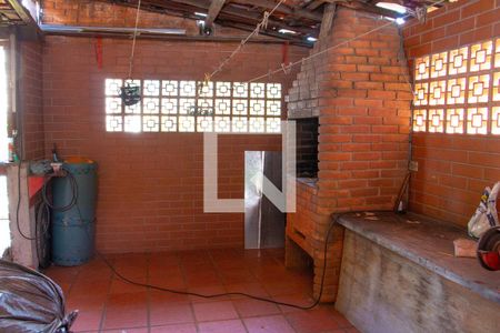 Casa à venda com 240m², 3 quartos e 3 vagas Casa à venda com 240m², 3 quartos e 3 vagasÁrea comum