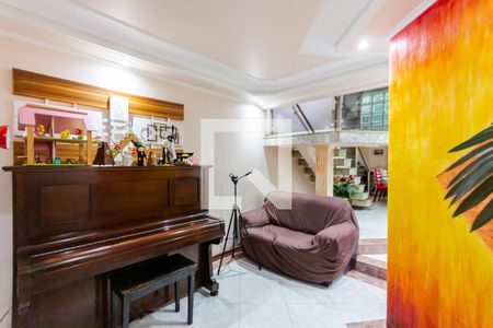 Sala de casa para alugar com 3 quartos, 195m² em Vila Camilopolis, Santo André