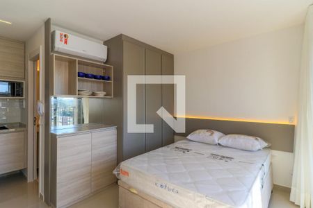 Sala/Quarto de kitnet/studio à venda com 1 quarto, 24m² em Campo Belo, São Paulo